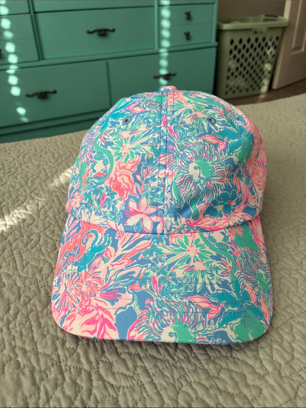 Lilly Pulitzer Run Around Baseball Cap Hat Pink Aqua Lion Tropical Quick Dry